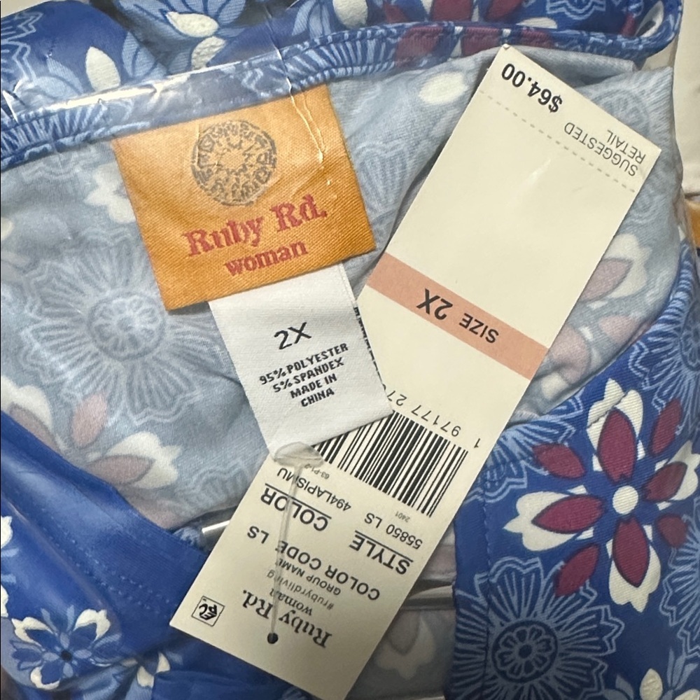 Ruby Rd. Blue and White Floral Tunic - Picture 7 of 10